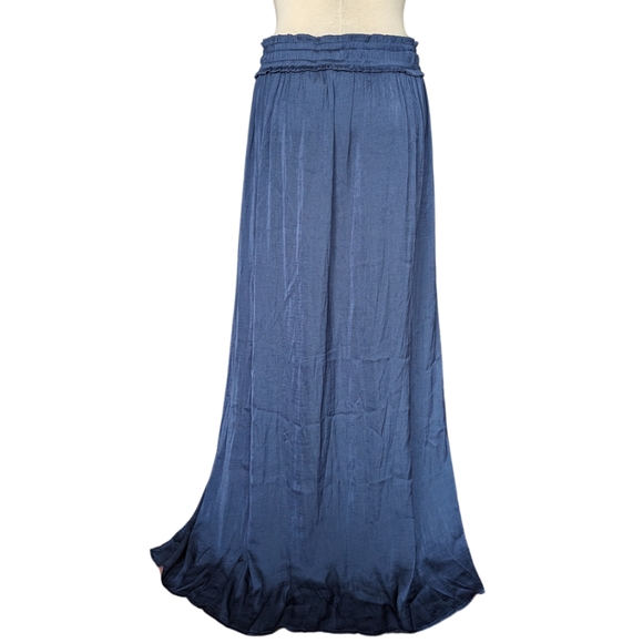 Hem & Thread Maxi Split Skirt - Picture 4 of 5